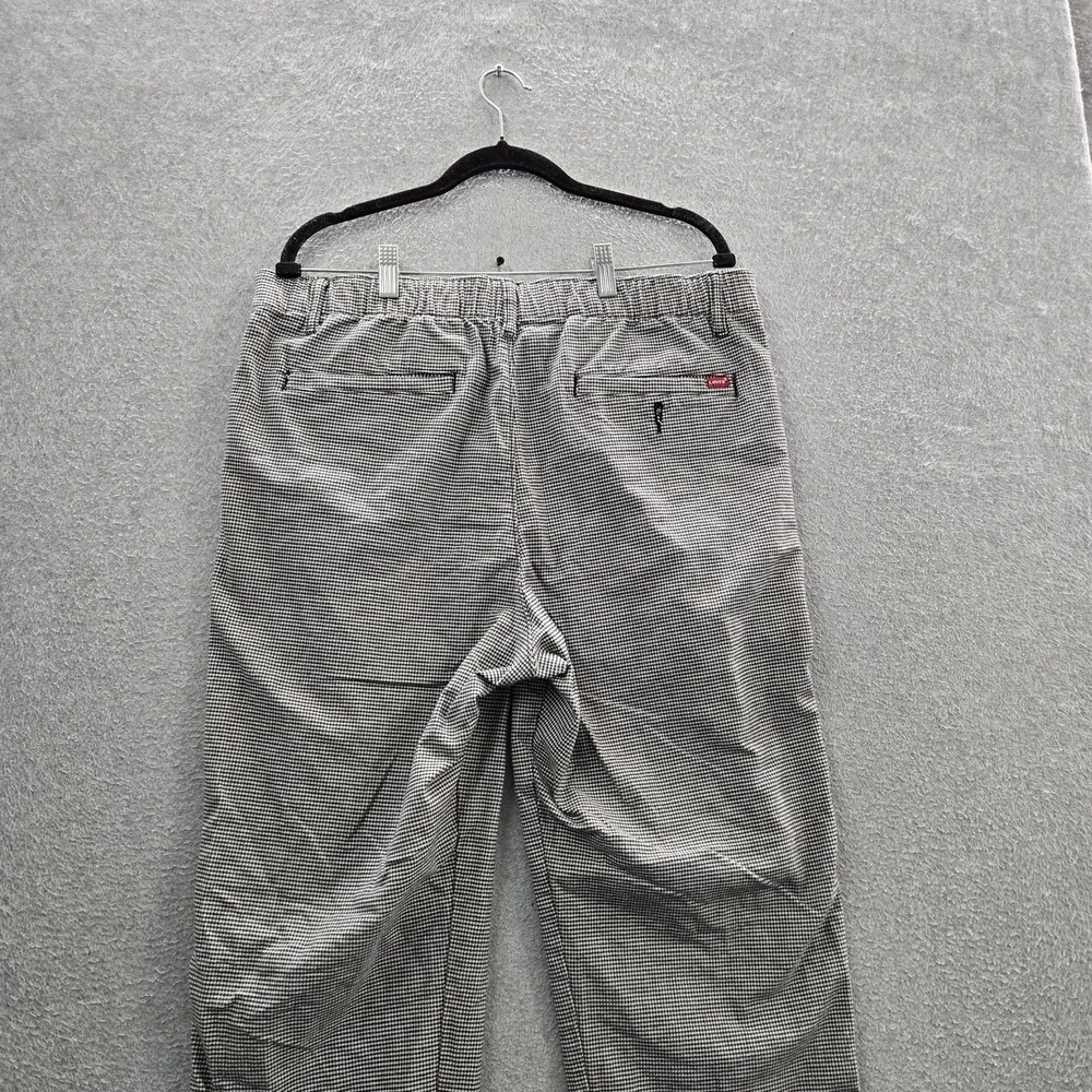 Levi's Men Pants L/G Black Check Chino Button Relaxed Logo